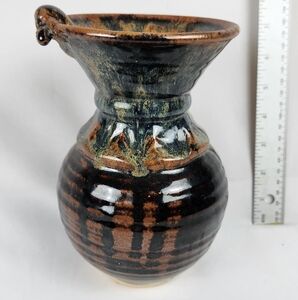 Studio Art Pottery Vase. Glazed. Lizard Accent. 7 ".